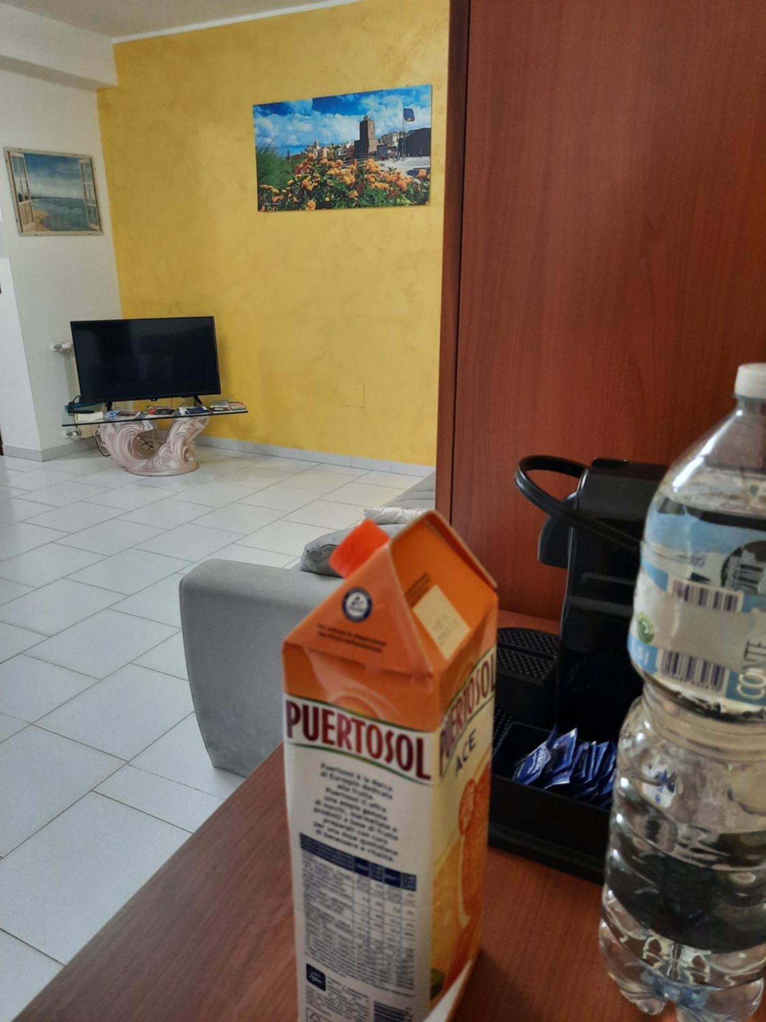Torre Del Meridiano Casa Vacanze Centrale 테르몰리 외부 사진