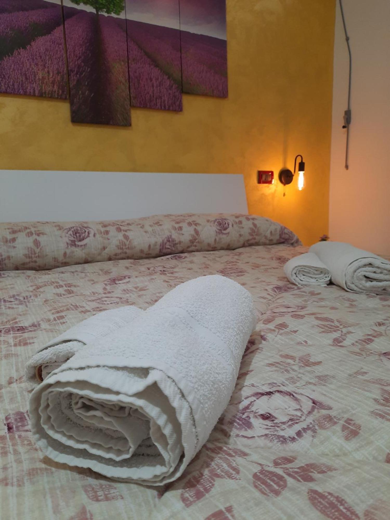 Torre Del Meridiano Casa Vacanze Centrale 테르몰리 외부 사진